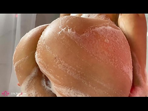 ❤️ Brunette Masturbates Pussy b'vibratur għal orga intens fid-doċċa ️ Super porn f'mt.amzhoka.top ❌️❤